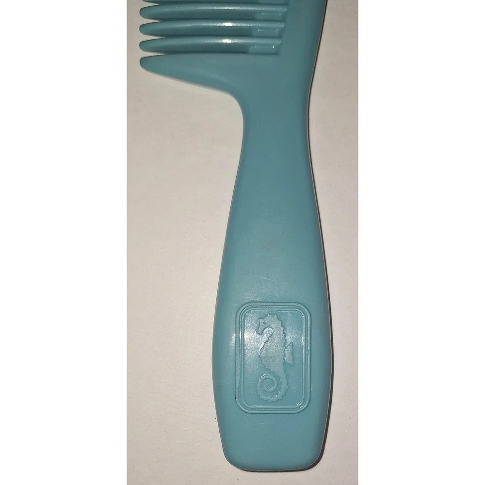 Vtg 70s Avon Seahorse Aqua Blue Detangling Comb